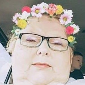 Meet your Posher, Gloria